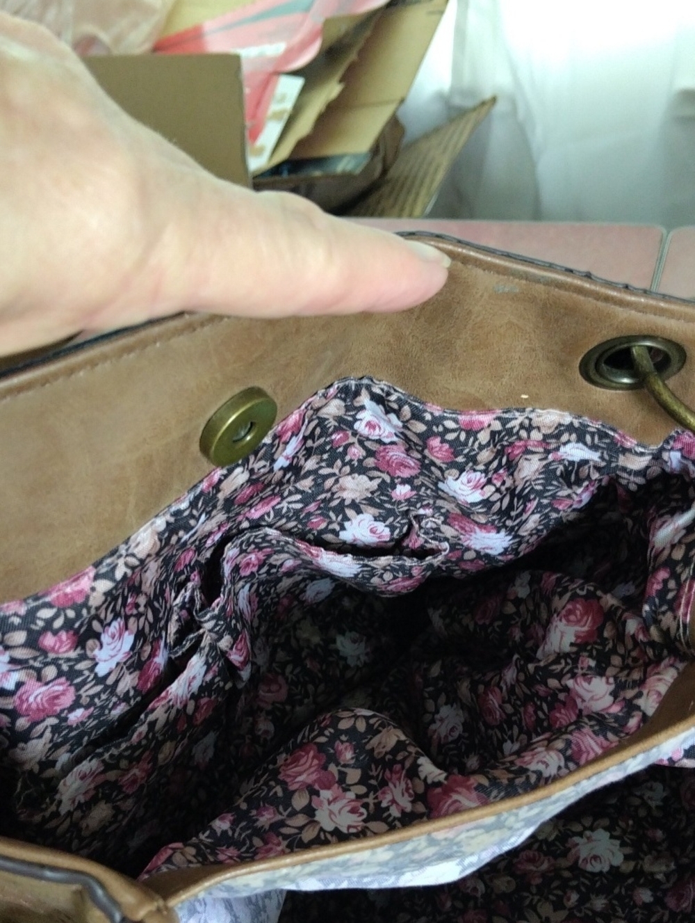 Brown Leather Tassel Shoulder Bag - Picture 5 of 5